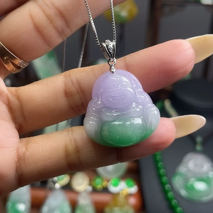 翡翠未镶嵌吊坠(赠链)