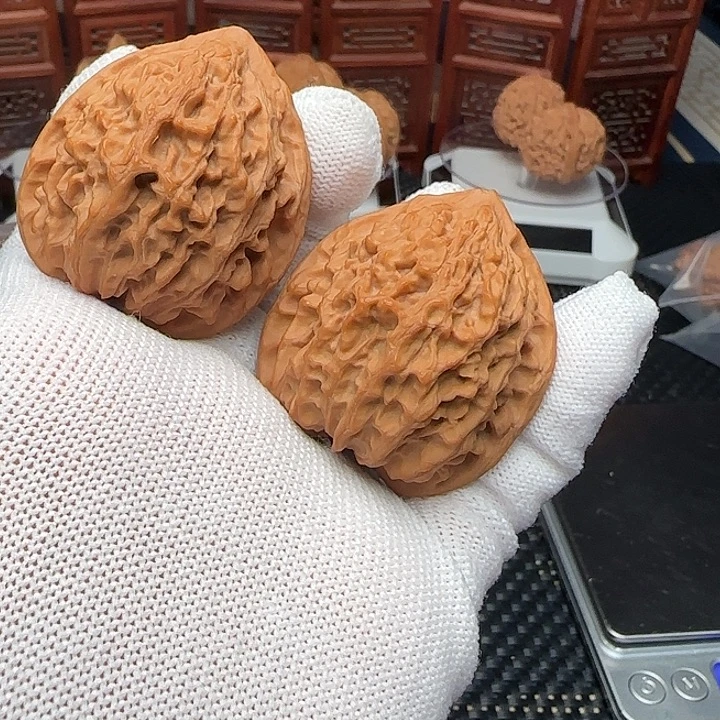 吊坠文玩核桃全品无药金牛41大克重