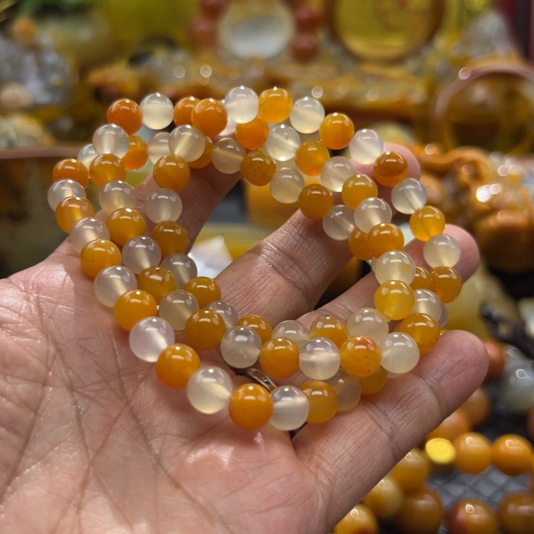 石英质玉未镶嵌颈饰