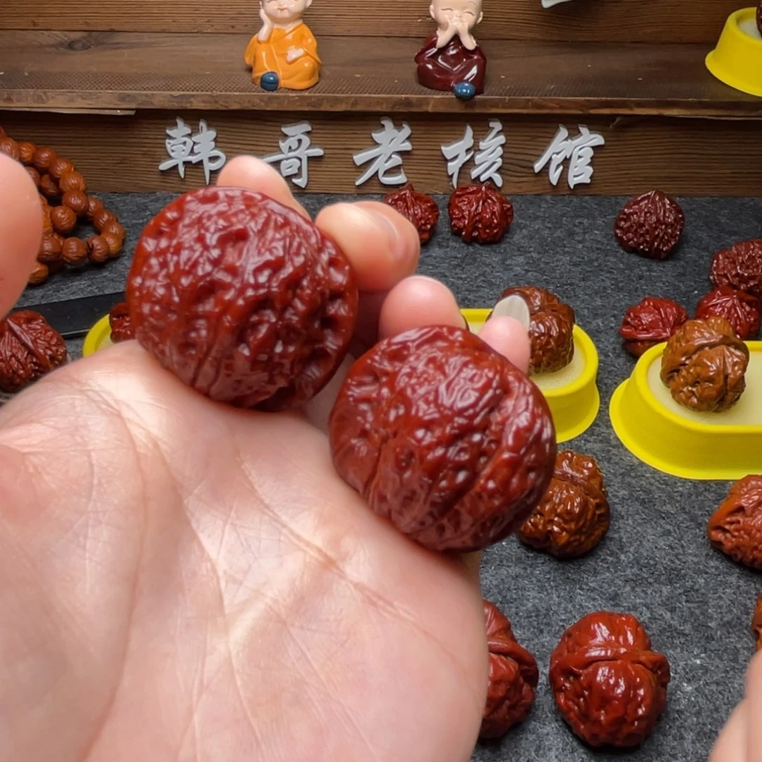 吊坠文玩核桃文玩核桃 手把件 血麒麟 35