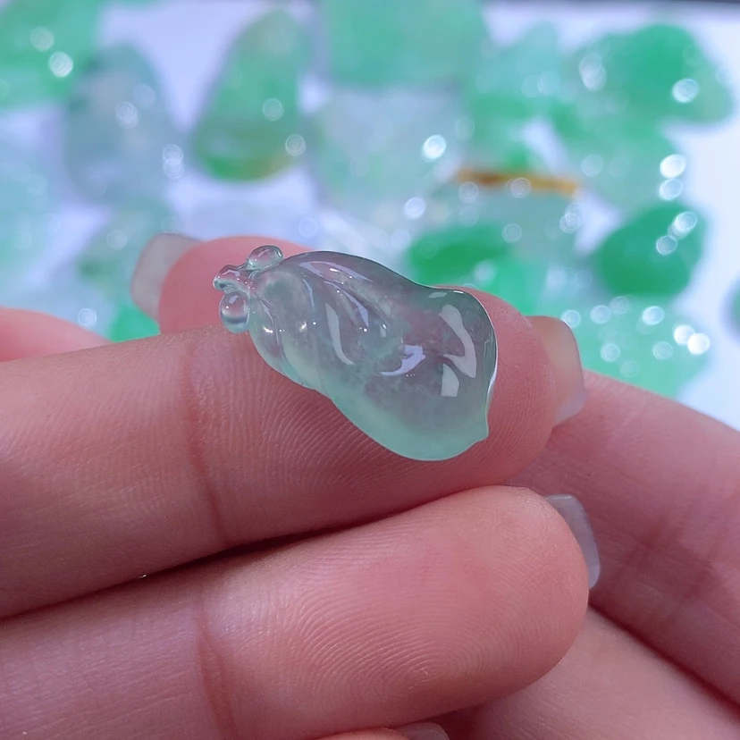 【闪购商品】翡翠颈饰未镶嵌缅甸