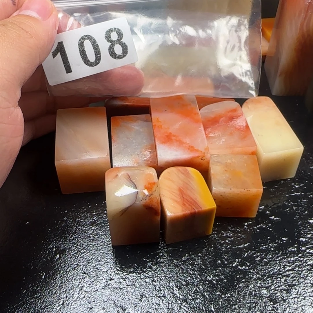 闪***闪老挝石老挝