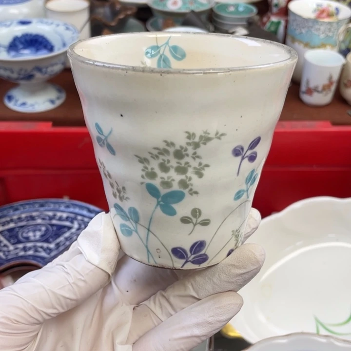 他家瓷器真美…开播了