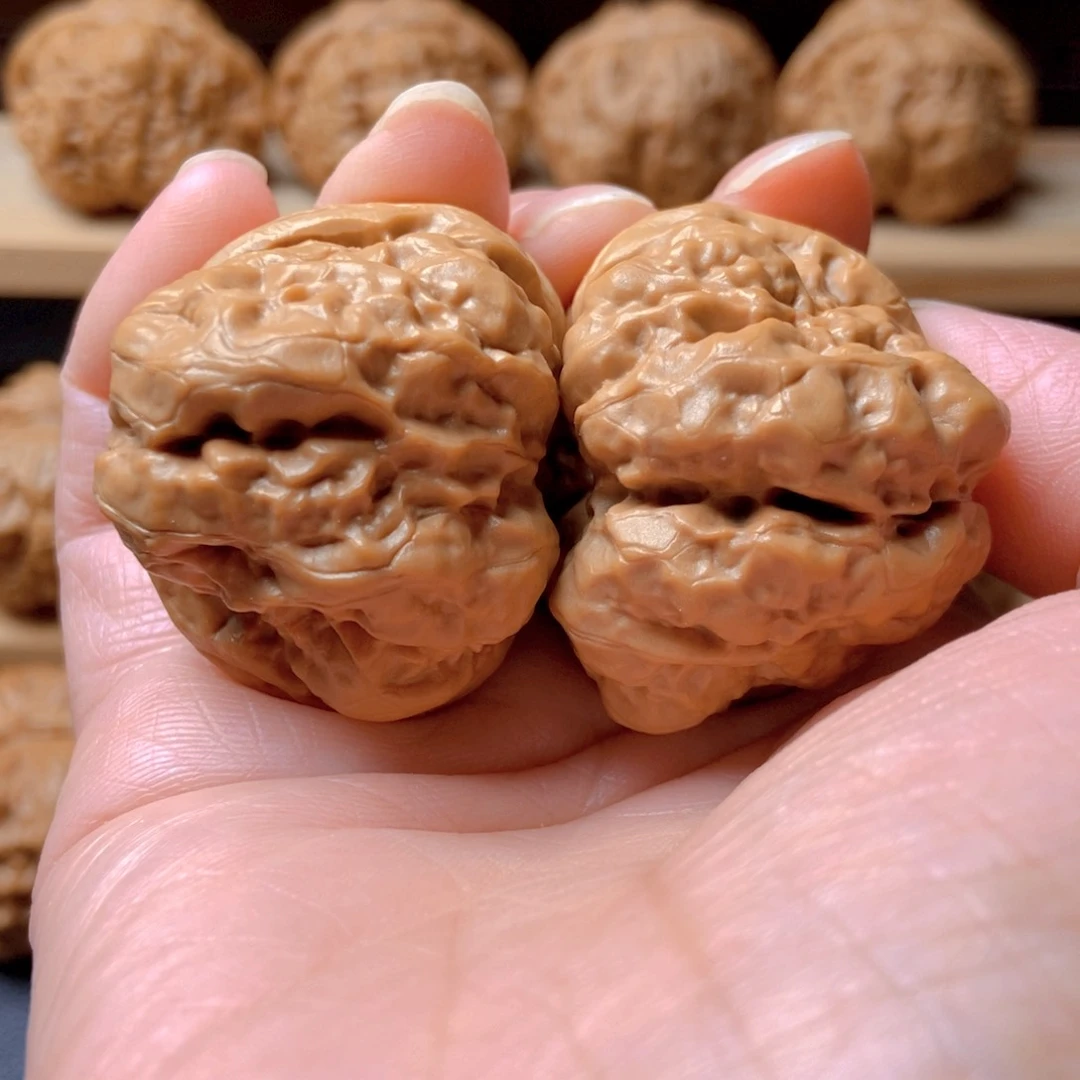 文玩核桃吊坠蛤蟆头