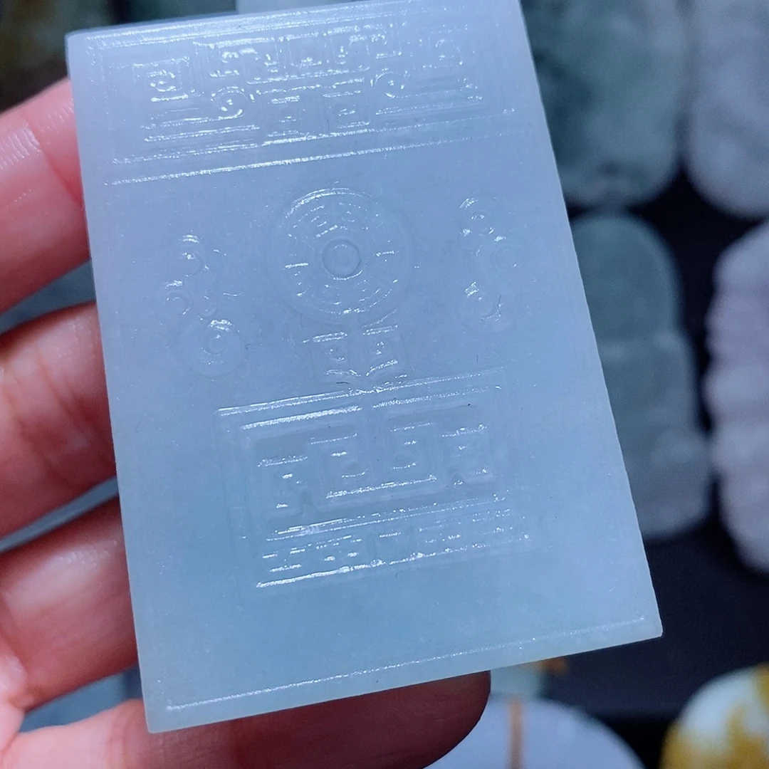 定制翡翠未镶嵌翡翠