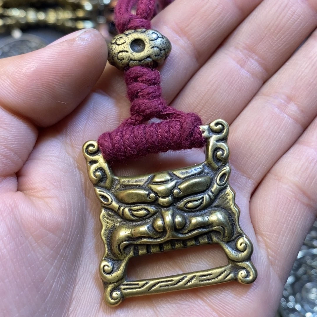 藏式经书扣搭配f挂件