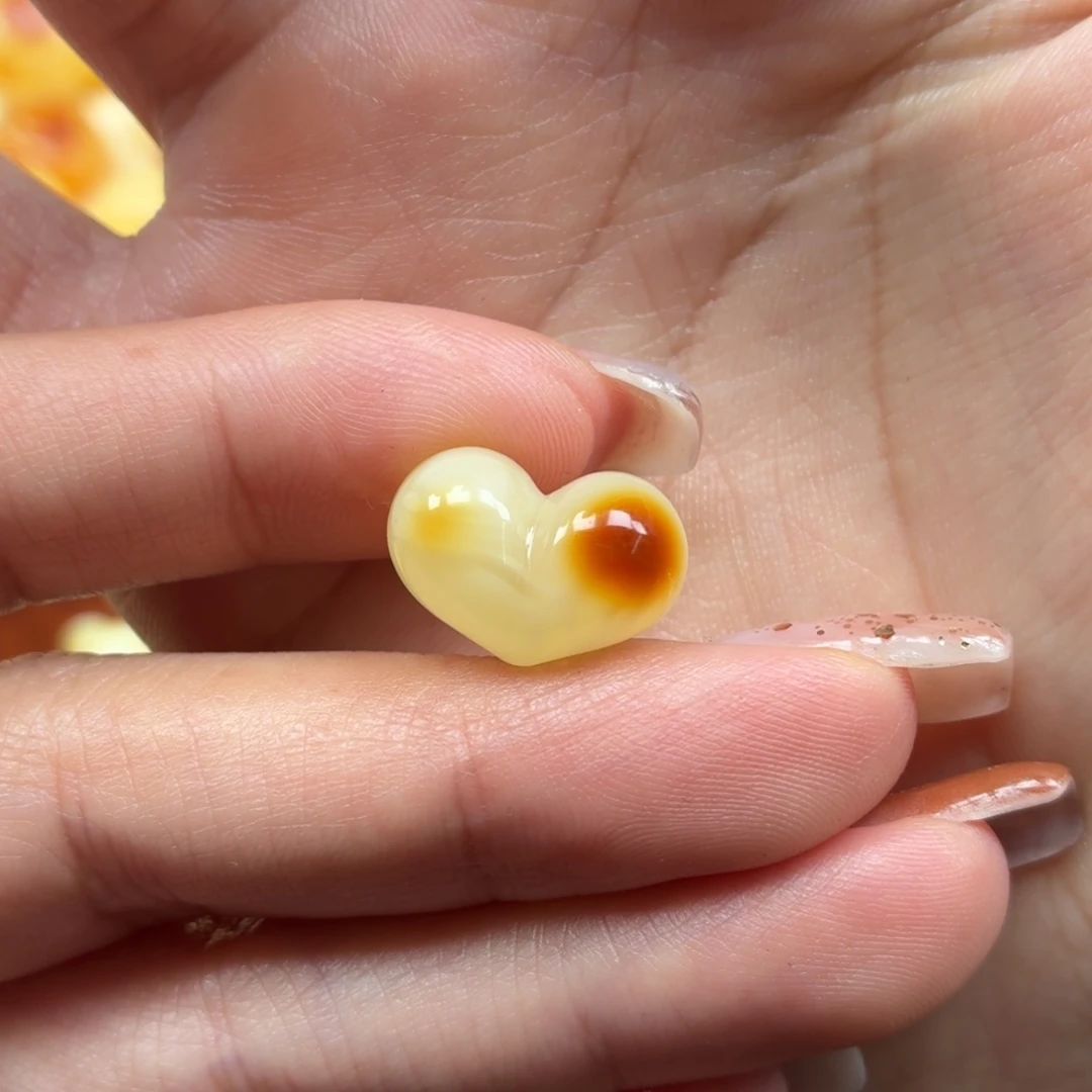 琥珀未镶嵌裸石蜜蜡