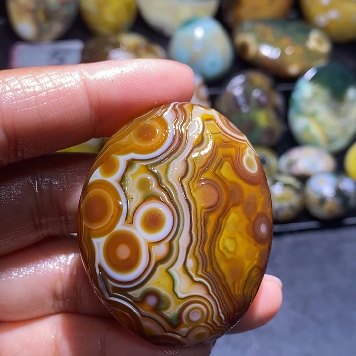 玛瑙/玉髓未镶嵌珠宝半成品43