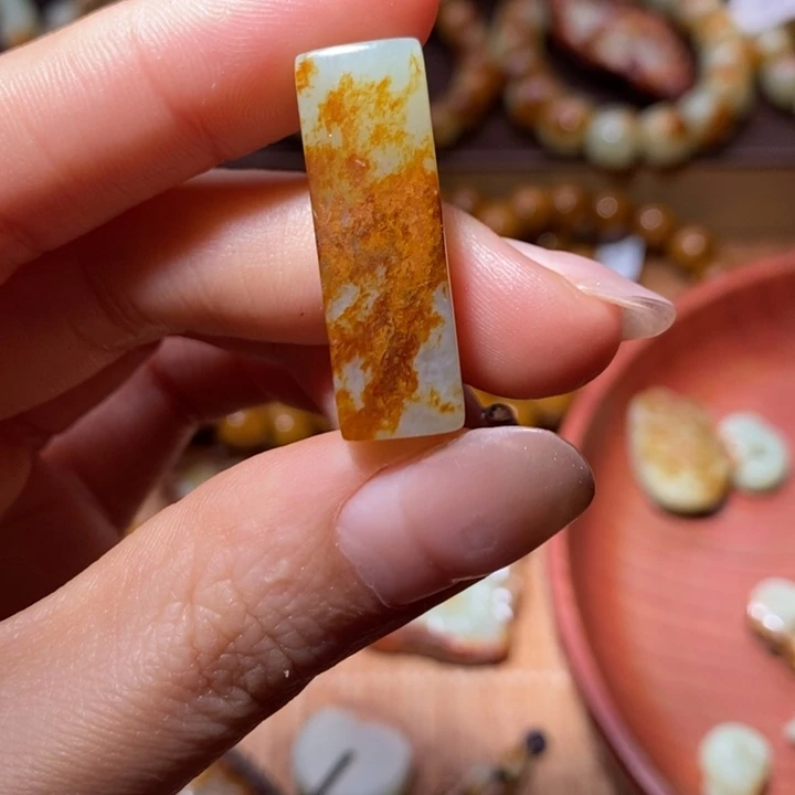 岫岩河磨玉（透闪石质玉）未镶嵌挂件