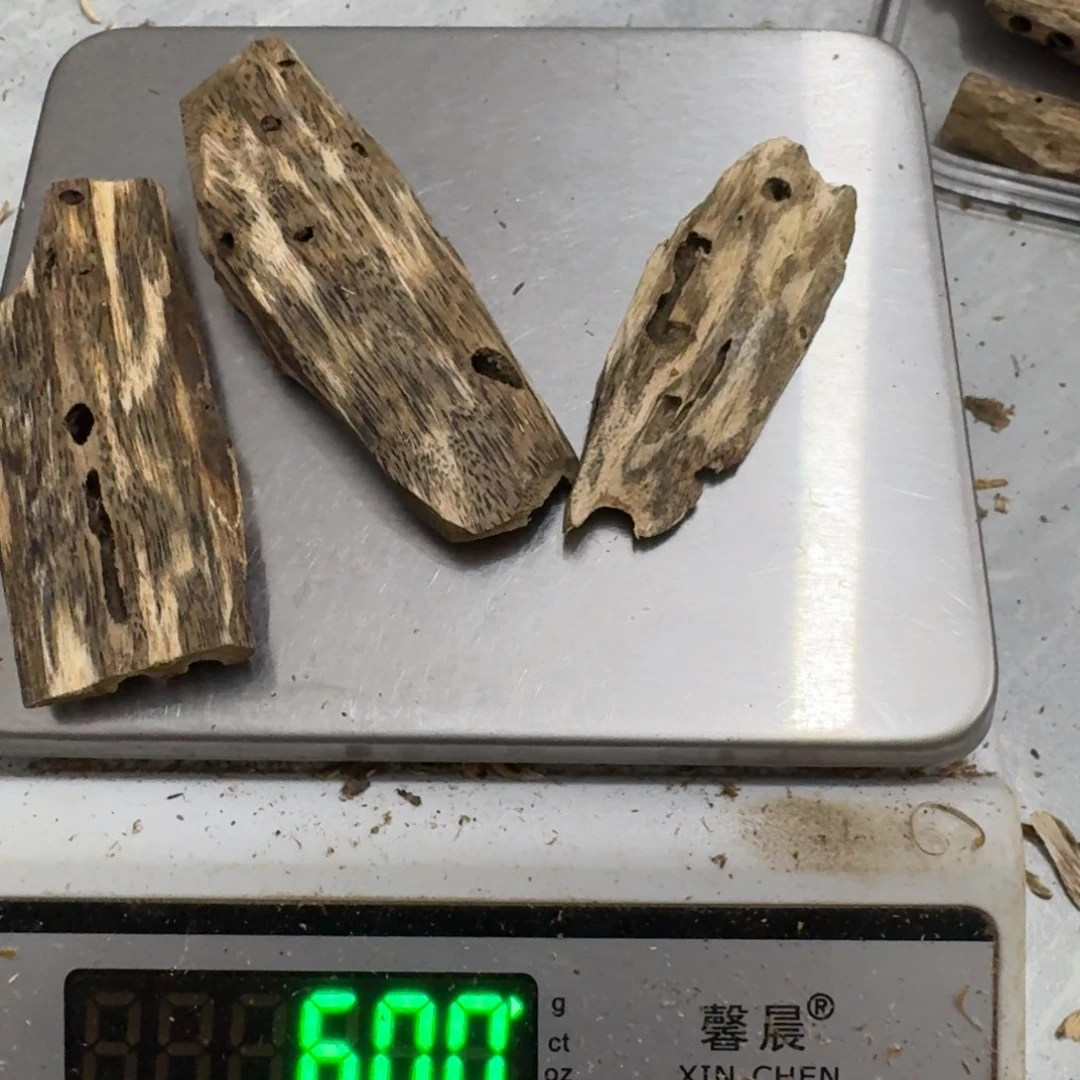 沉香碎屑沉香绿绮楠沉香60克