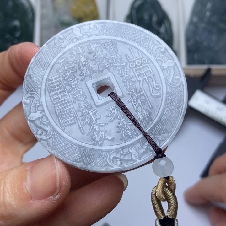 翡翠未镶嵌挂件翡翠