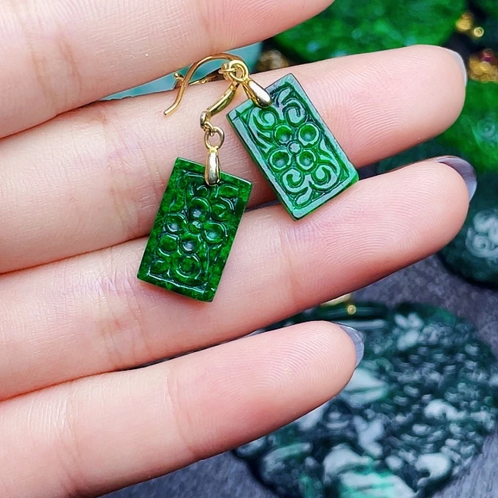 翡翠银S925镶嵌颈饰多样性