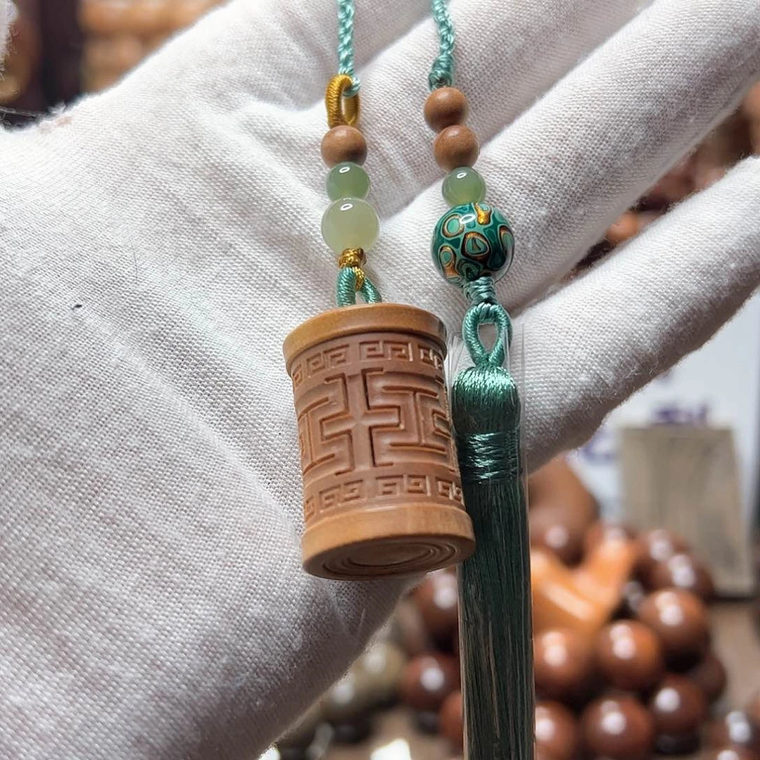 檀香木吊坠自*卷檀香木吊坠