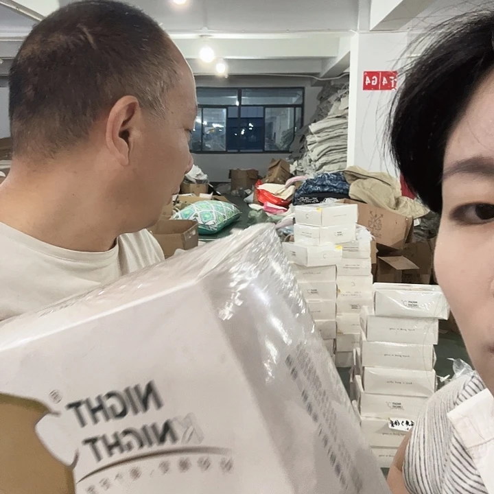 织物橘色四件套质量好