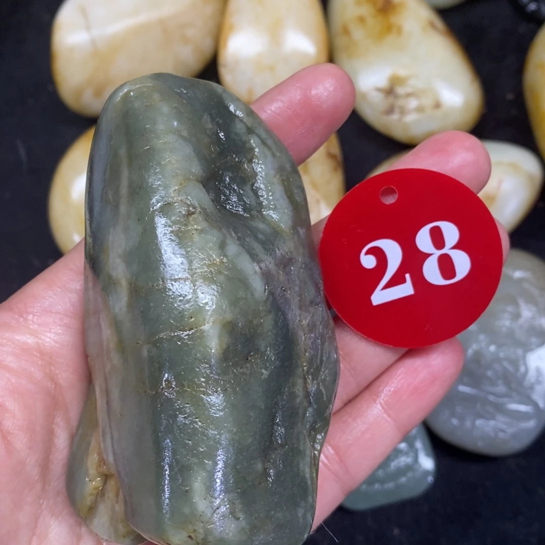 未镶嵌和田玉（糖玉）挂件