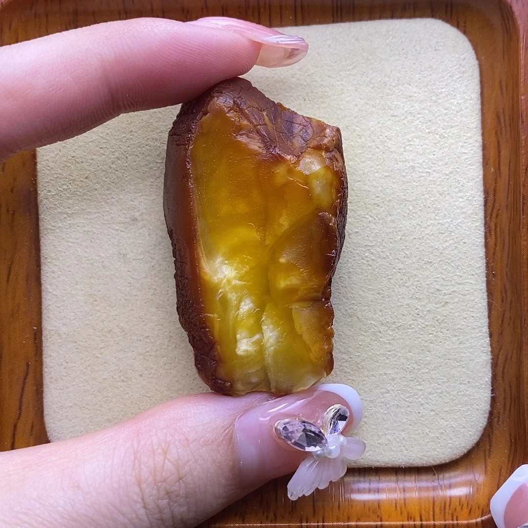 定制琥珀未镶嵌陈