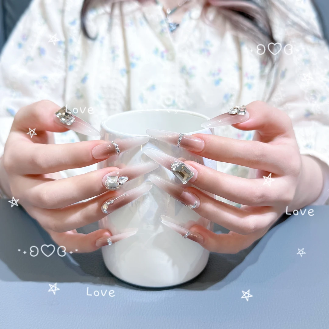 【棕韵流光】纯手工晕染轻奢爆闪显白长尖细狗纯手工穿戴甲高级感