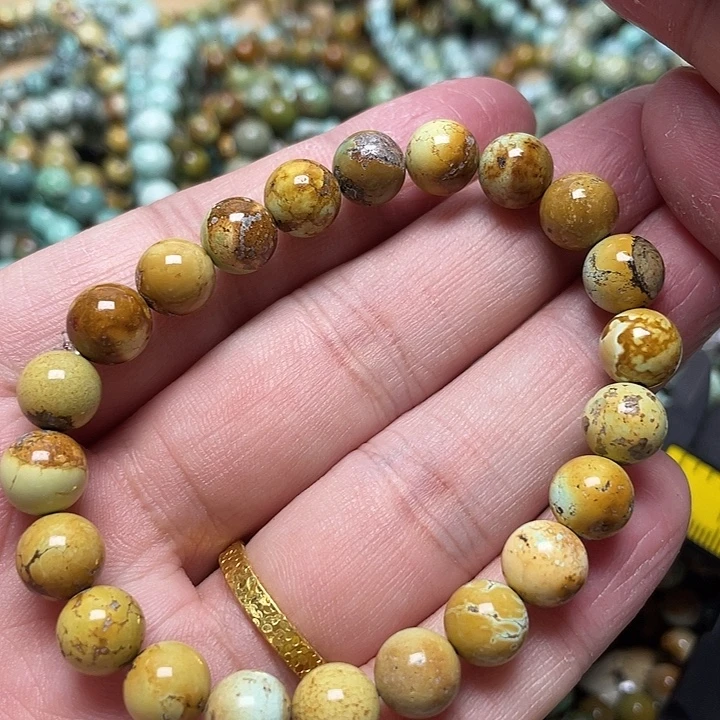 绿松石未镶嵌8左右的