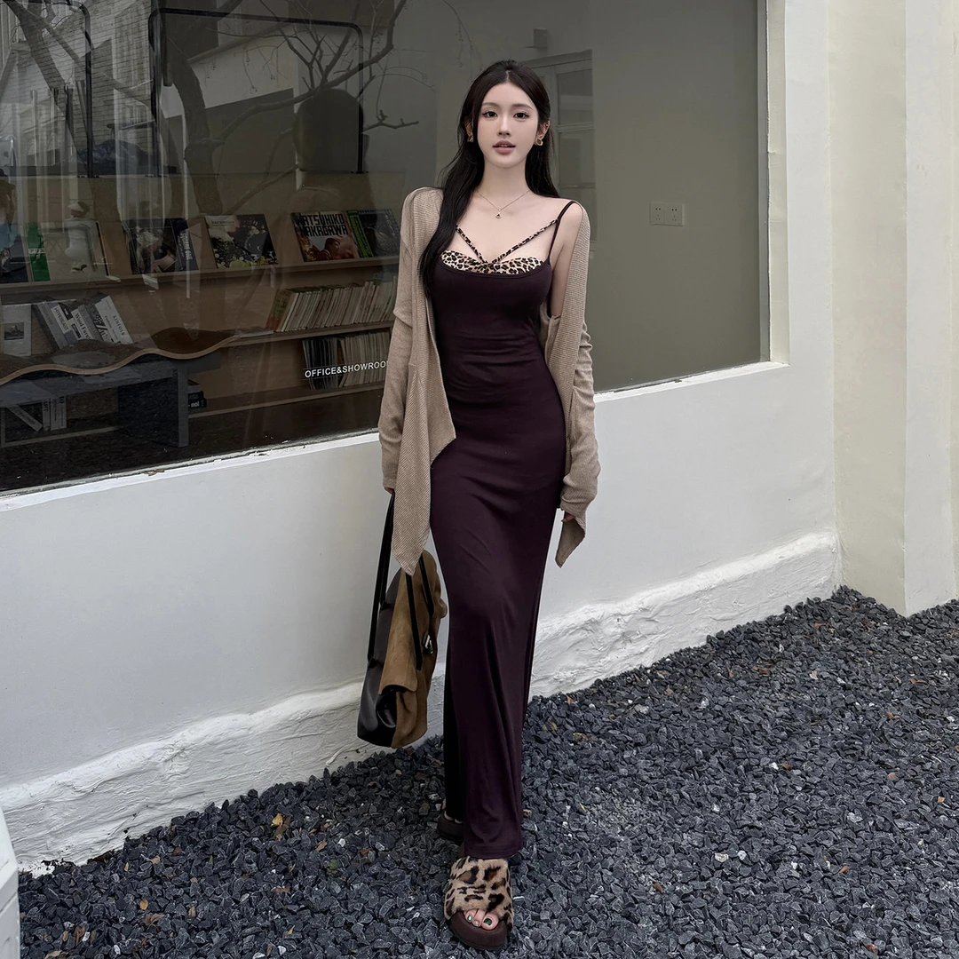 法式纯欲风豹纹拼接吊带连衣裙秋冬款裙子包臀裙打底名媛品质长裙