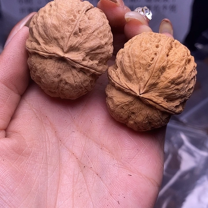 核桃云南野生铁核桃120号42mm