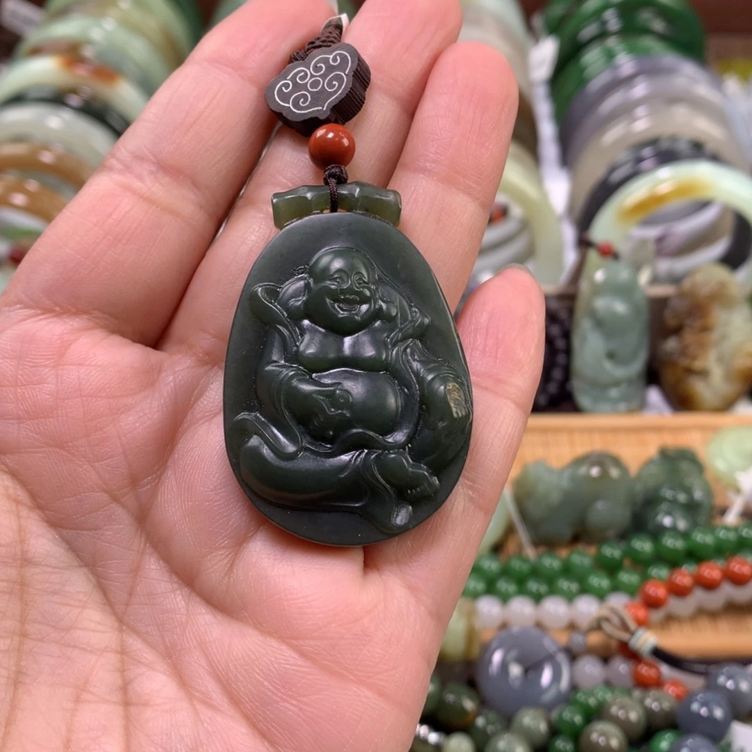 岫岩河磨玉（透闪石质玉）未镶嵌颈饰