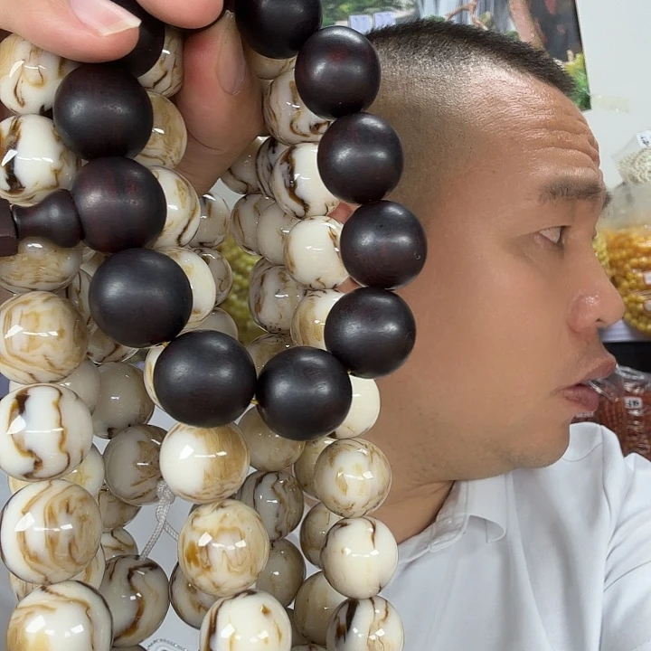 大果紫檀（缅甸花梨）19