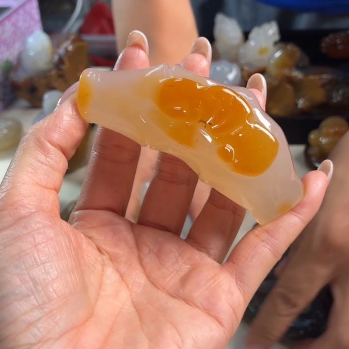 未镶嵌颈饰玛瑙/玉髓