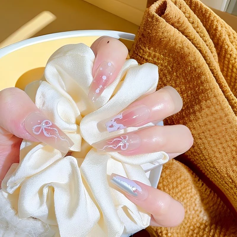 粉色星空 中长梯穿戴甲手工高级感轻奢美甲贴片渐变新款美甲