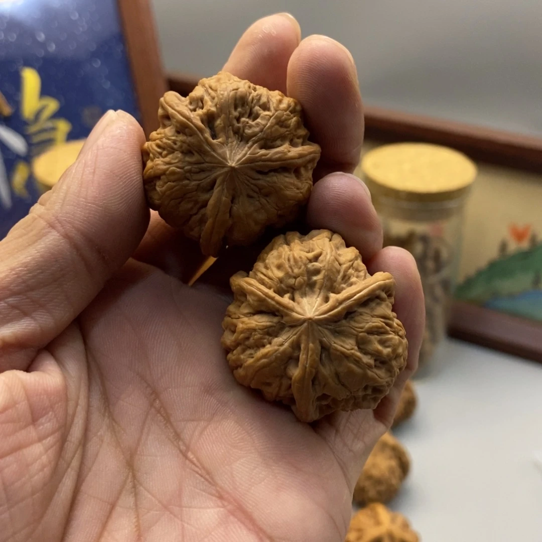 35尺寸雨花石正奔