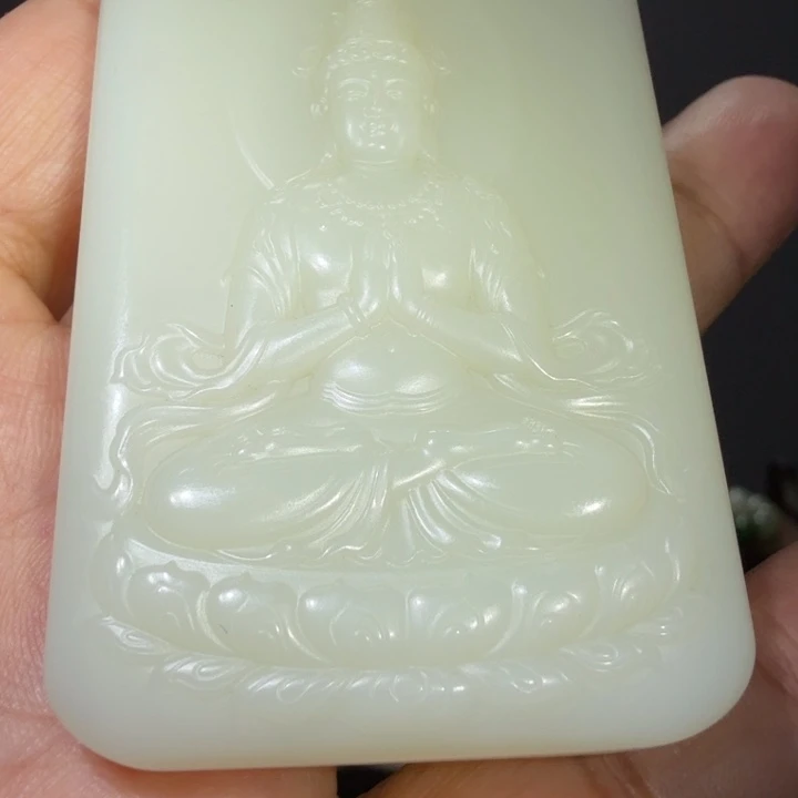 未镶嵌和田玉车挂