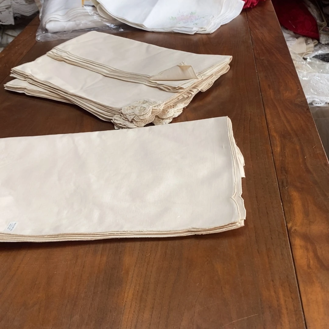 棉蚕丝绸缎124-24个餐巾