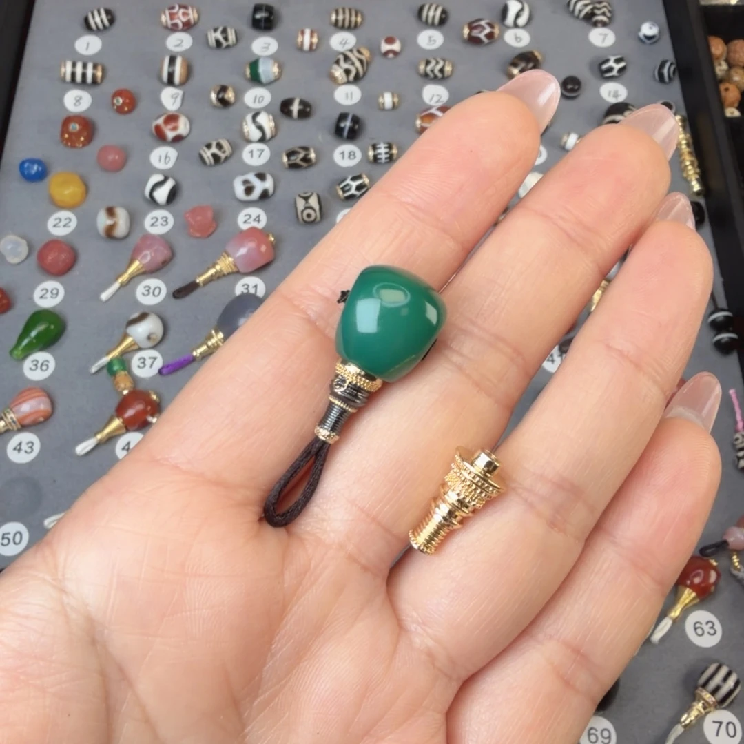 未***来玛瑙/玉髓未镶嵌饰品