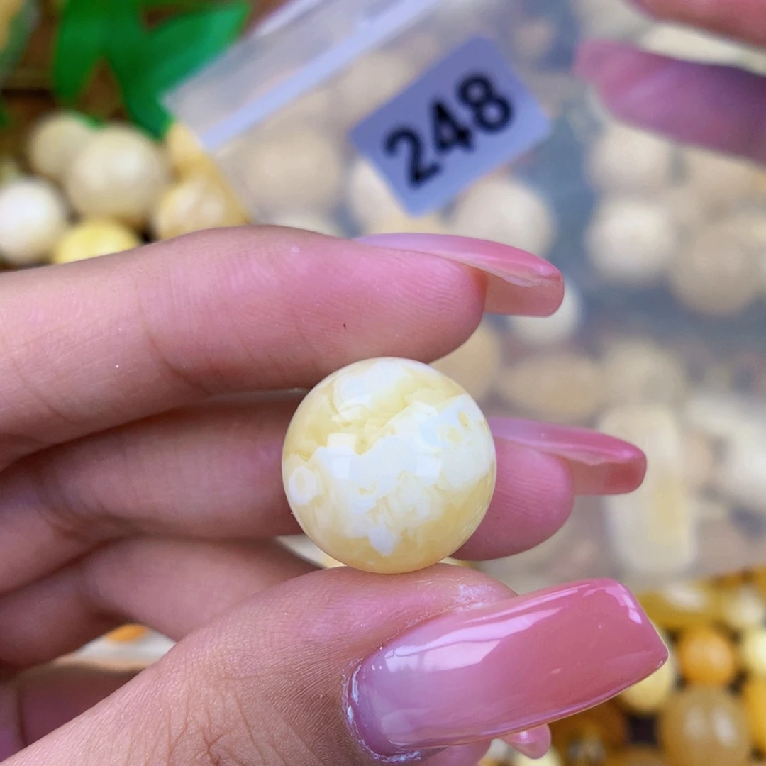 未镶嵌琥珀珠宝奇石15.8 孔道粉