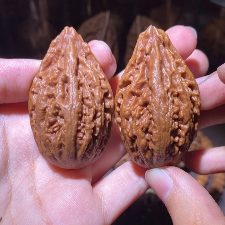 把件文玩核桃东北野生楸子小园158