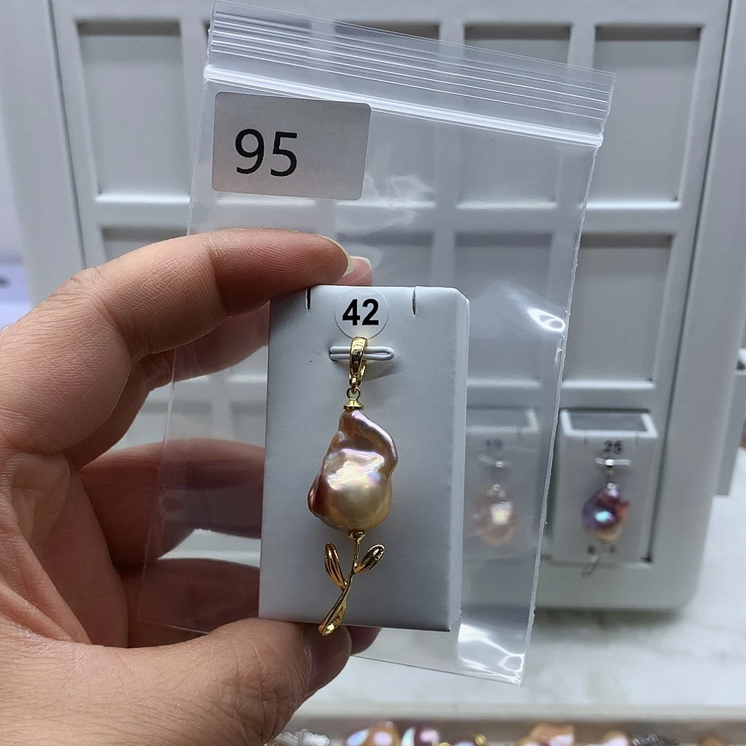 合金吊坠(不含链)淡水珍珠