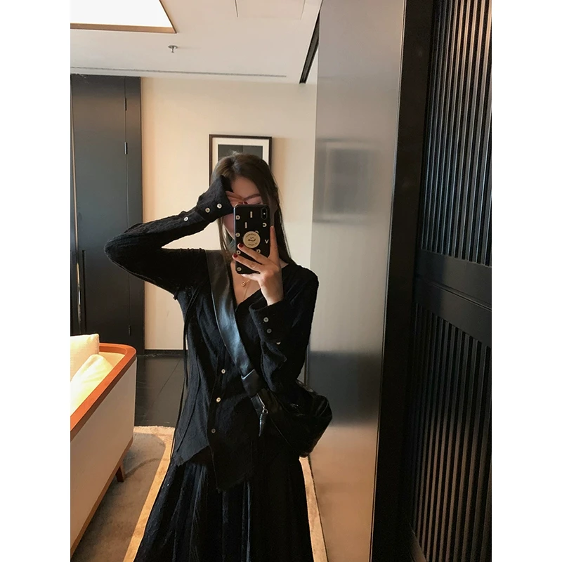 小君君布兰妮心岛繁华/诧寂风清冷感V领小衫提花立体飘带针织上衣