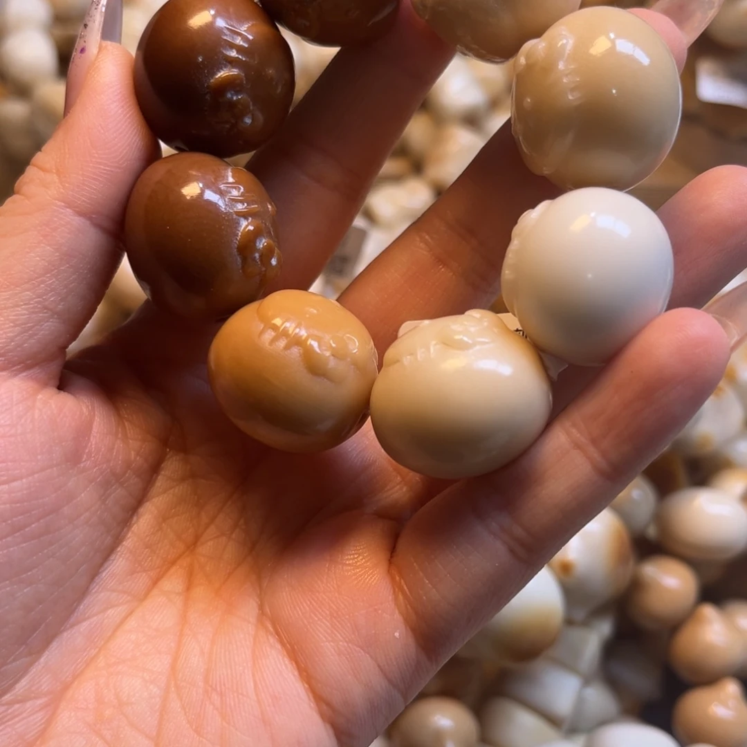 吊坠菩提根/象牙果12.22.47号浮雕kt猫微瑕八颗