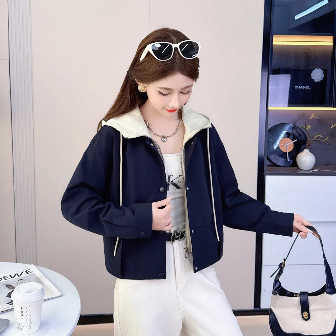 25060 秋季架两件撞色休闲连帽百搭外套