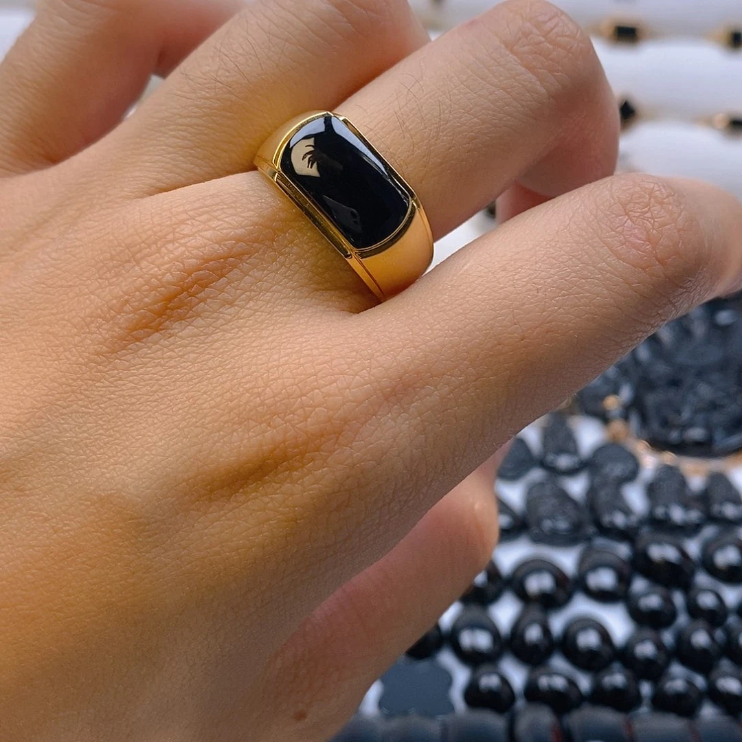 定制翡翠18K金镶嵌墨翠