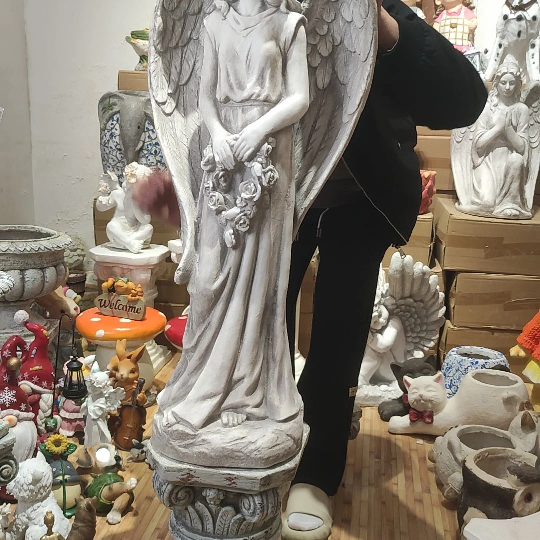 合成树脂提花大天使摆件