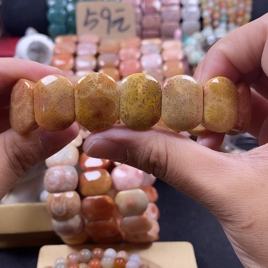 硅化珊瑚（珊瑚玉）未镶嵌手牌37号