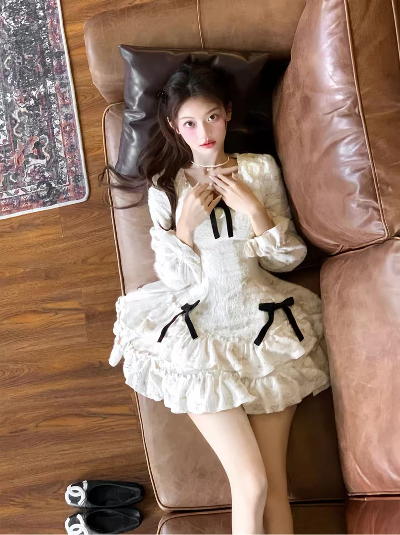 【萘莉绘纱子】秋季新款纯欲宫廷千金甜美可爱蝴蝶结收腰蛋糕连衣裙