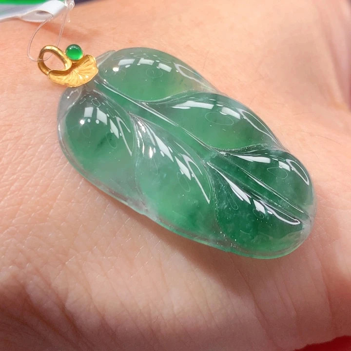 定制翡翠18K金镶嵌翡翠