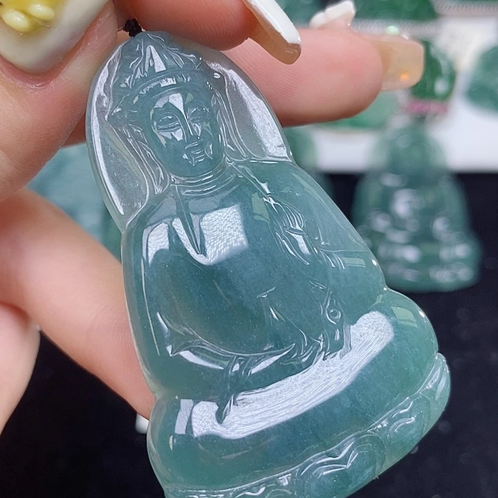 翡翠未镶嵌颈饰0000000011