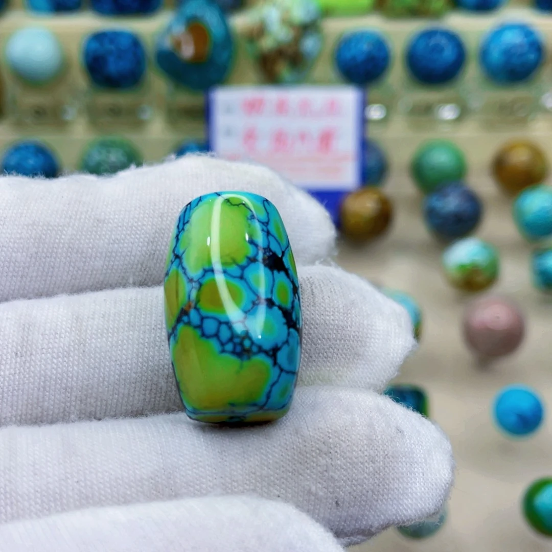 未镶嵌绿松石颈饰