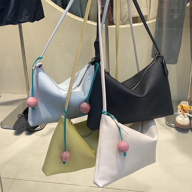 牛皮简约休闲款15205腋下斜挎韩系包