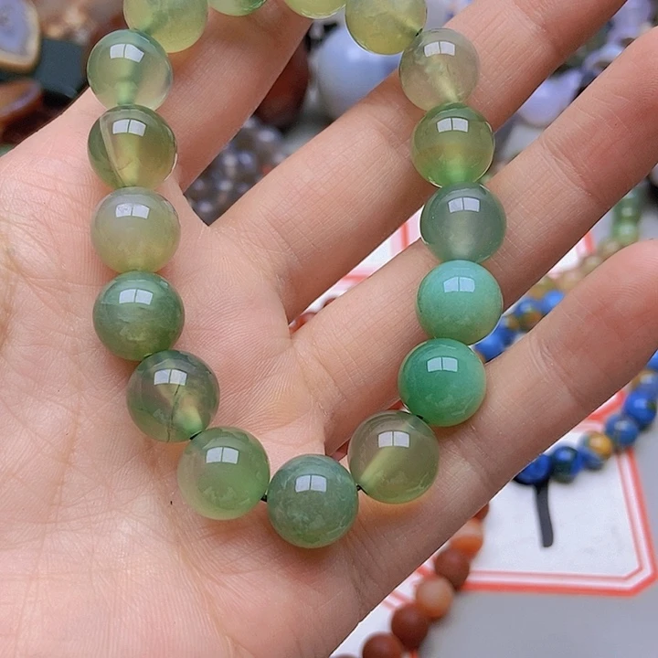 【闪购商品】玛瑙/玉髓未镶嵌珠宝半成品?****