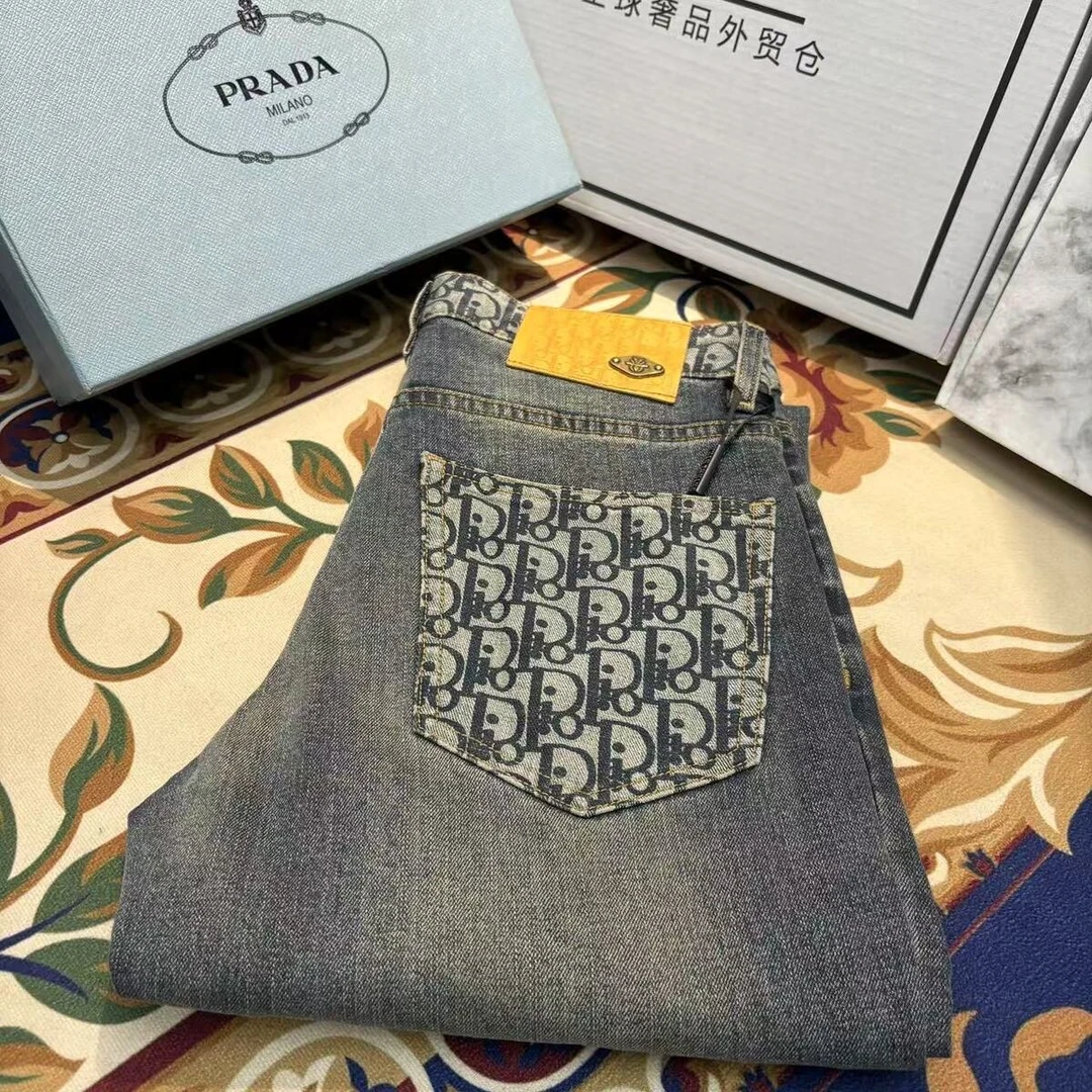 小D 928秋冬新款时尚百搭轻奢潮牌中腰小直筒洗水牛仔裤