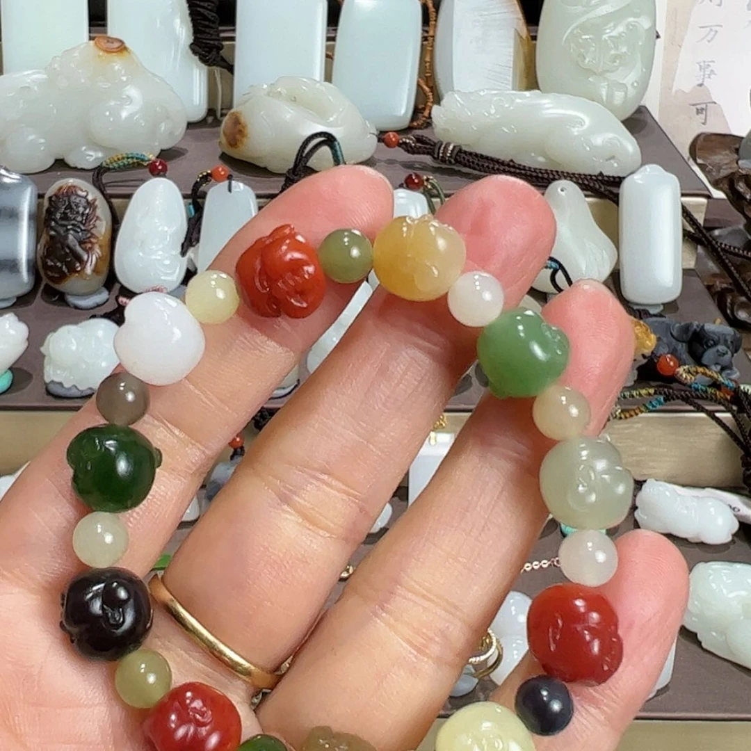 【闪购商品】未镶嵌和田玉车挂