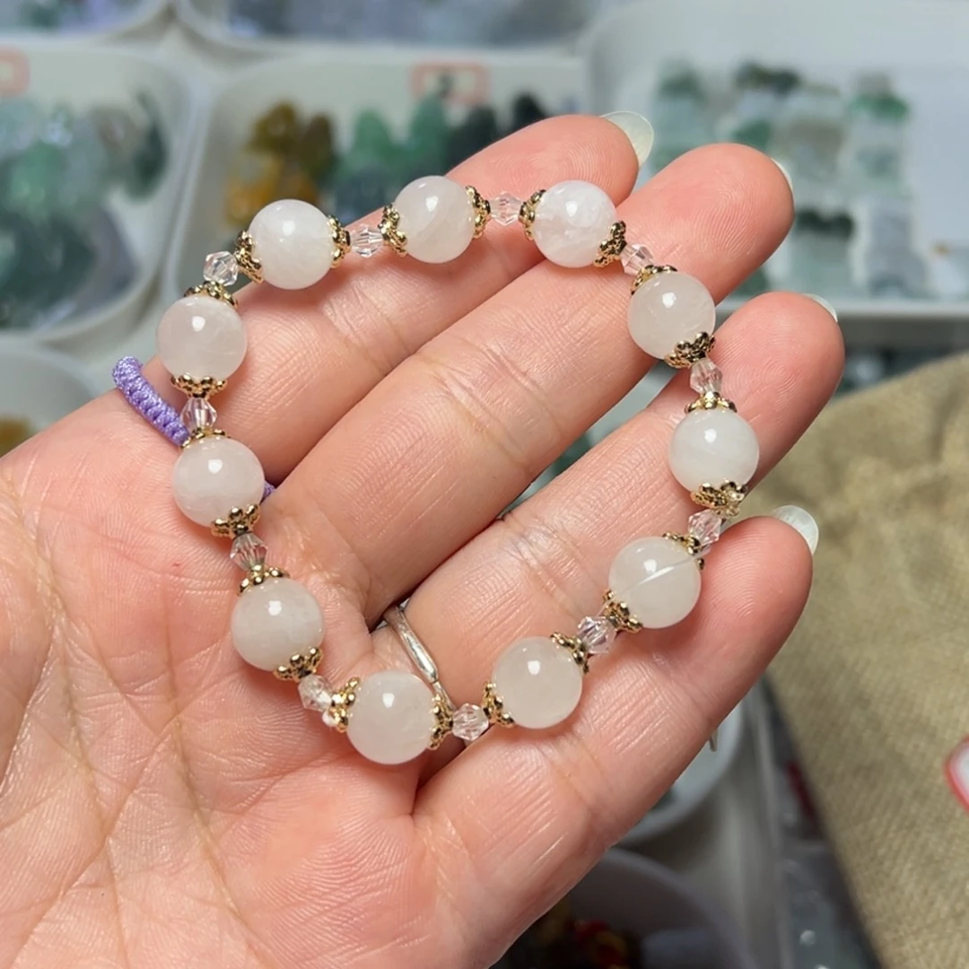鲸****未镶嵌颈饰水晶手串一个福利款